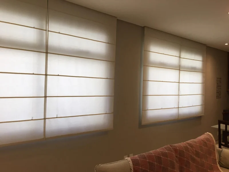 Cortina persiana romana