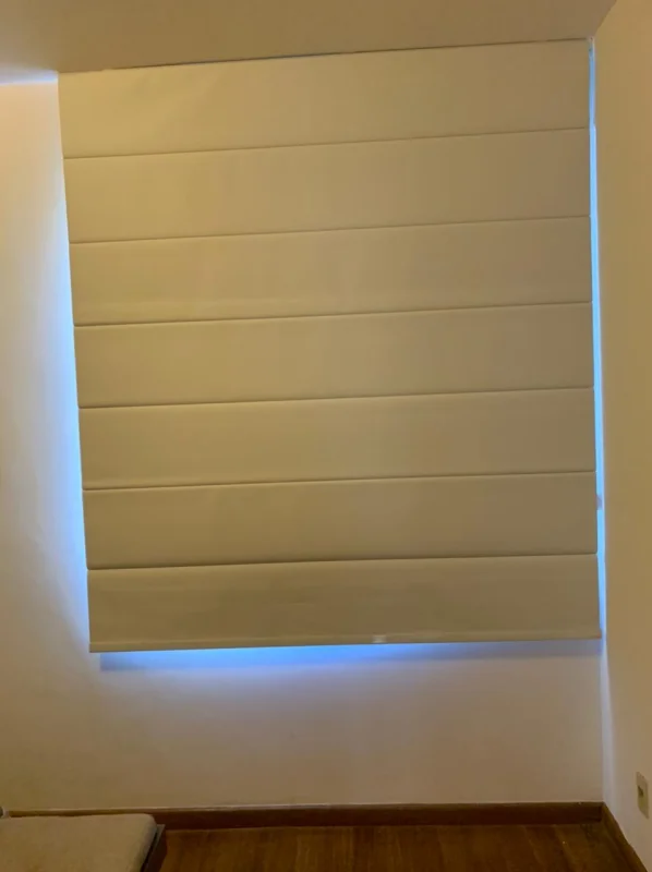 Persiana blackout romana