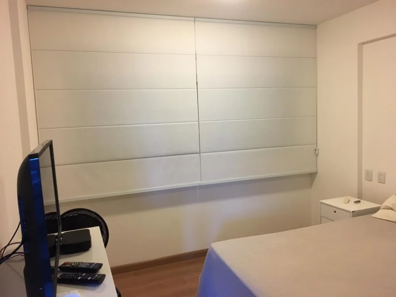 Persiana romana sob medida