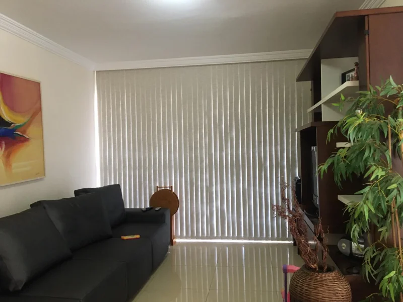 Persiana vertical blackout para sala