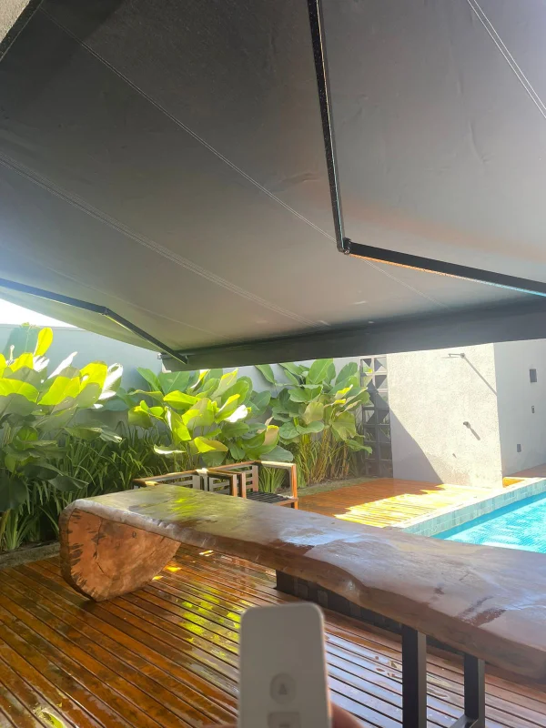 Toldo articulado motorizado em Belo Horizonte